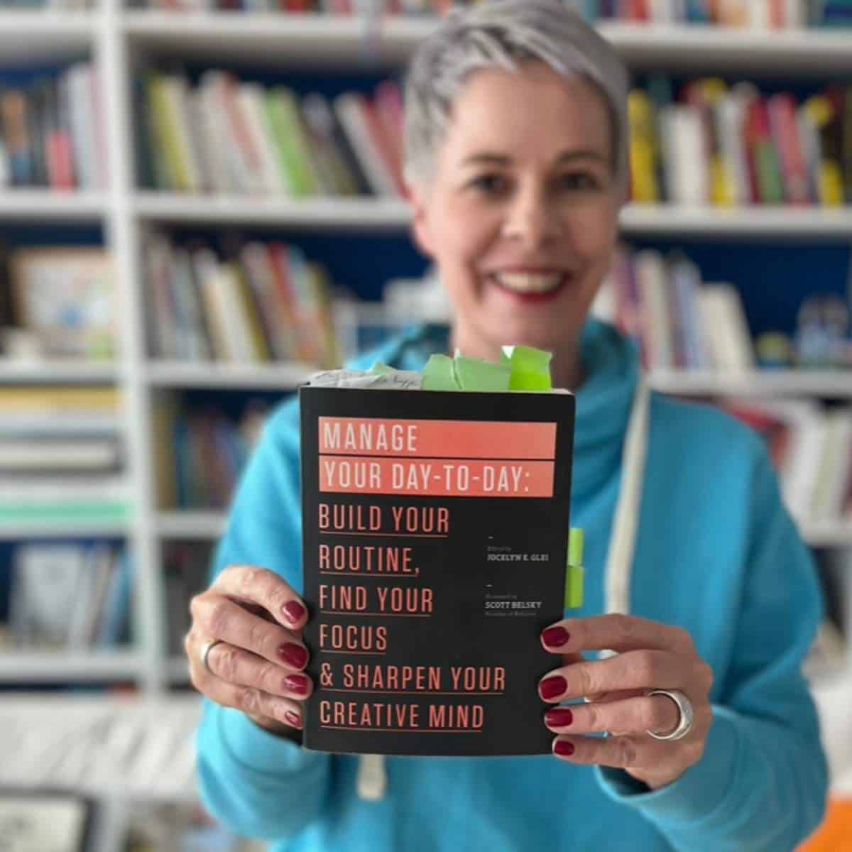 „Manage Your Day-to-Day“ – Rezension mit alltagstauglichen Fokus- und Energie-Ritualen - auch für die Lebensmitte.